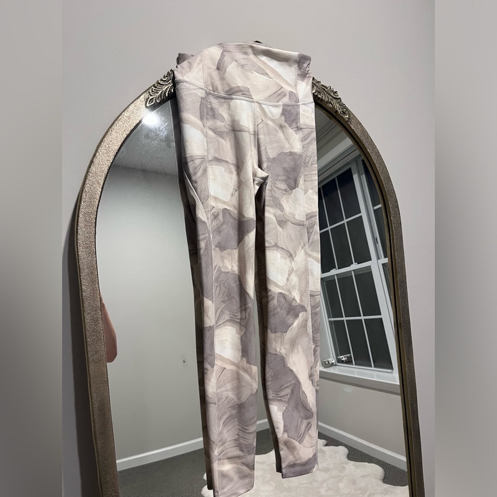 Marbled grey-white leggings, all in motion, XS